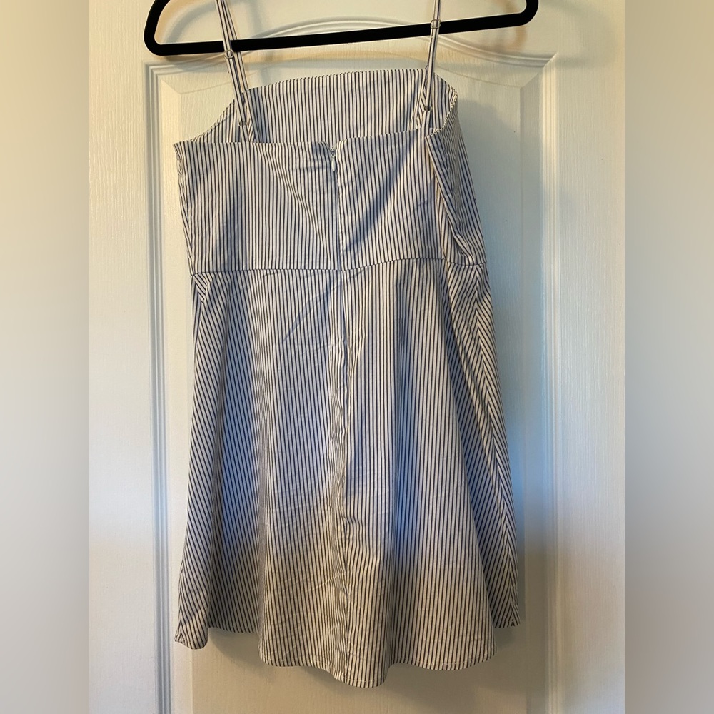 Urban Outfitters mini dress - Picture 3 of 4
